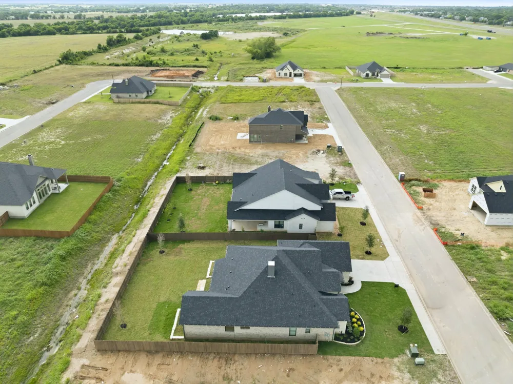 1321 Tahonta Drive Hewitt, TX 76643