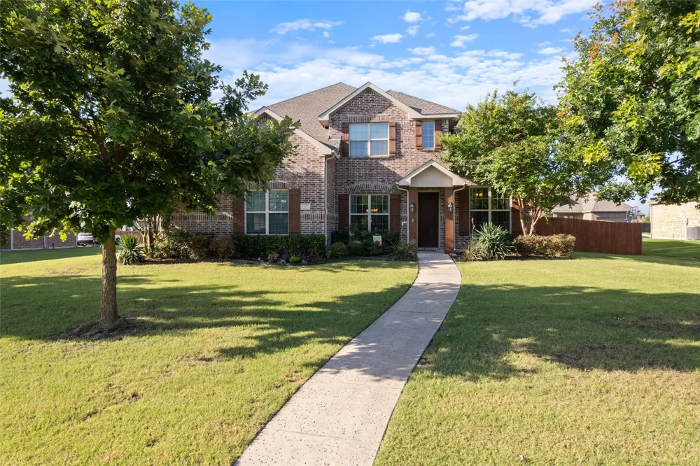341 Vista Park Drive Sunnyvale, TX 75182