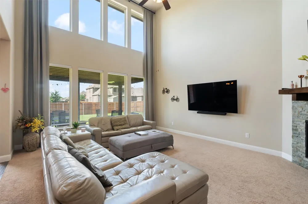 341 Vista Park Drive Sunnyvale, TX 75182