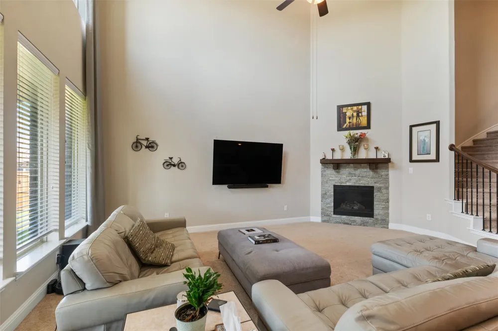 341 Vista Park Drive Sunnyvale, TX 75182