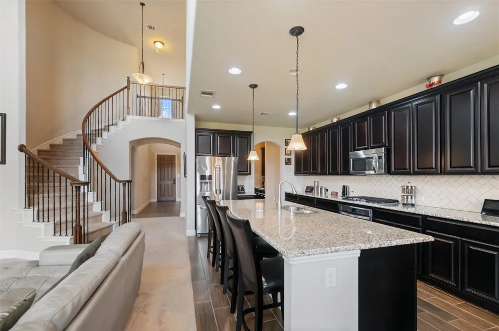 341 Vista Park Drive Sunnyvale, TX 75182