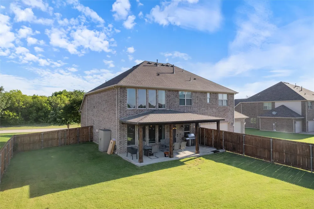 341 Vista Park Drive Sunnyvale, TX 75182