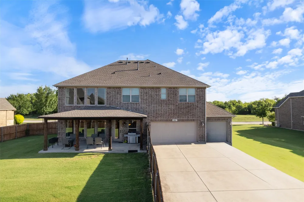 341 Vista Park Drive Sunnyvale, TX 75182
