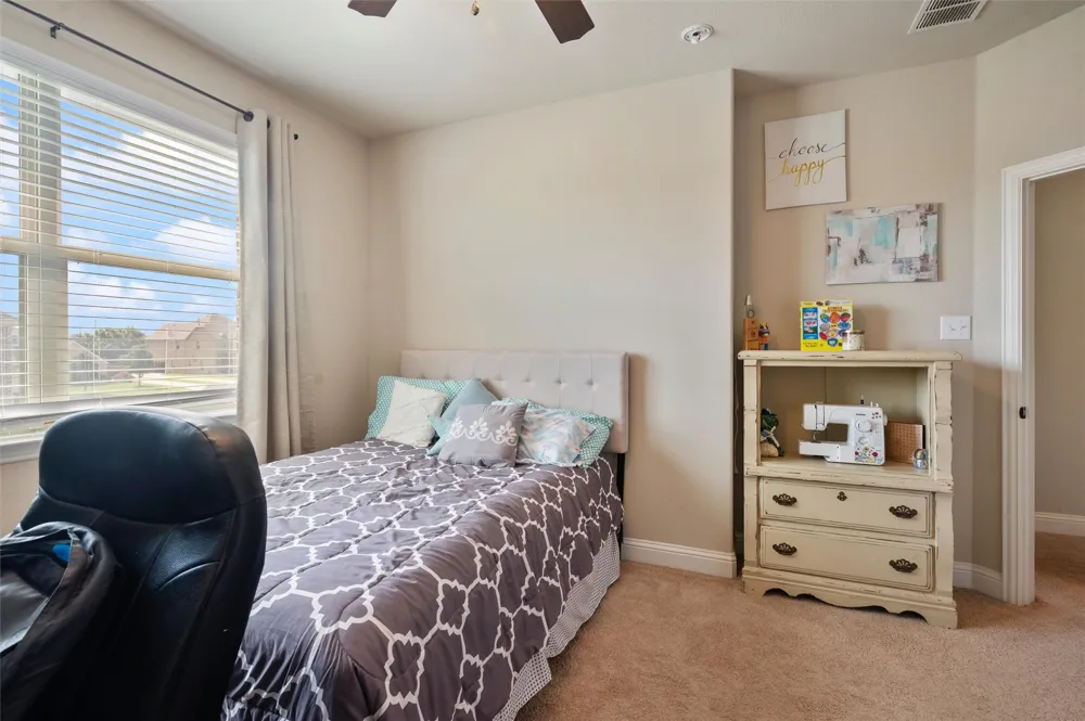 341 Vista Park Drive Sunnyvale, TX 75182