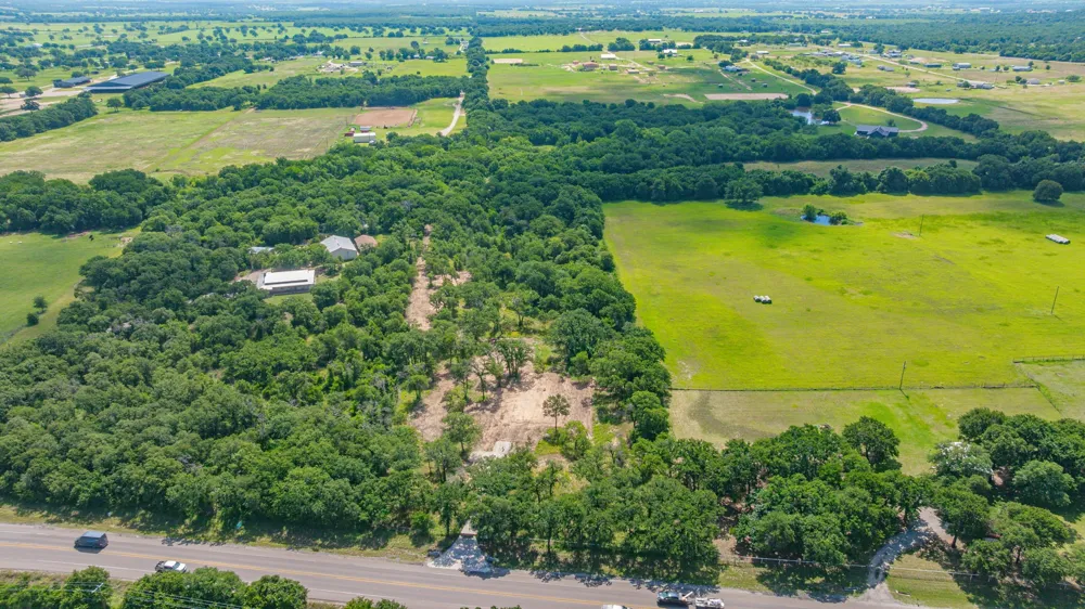 19715 S Highway 281 Santo, TX 76472
