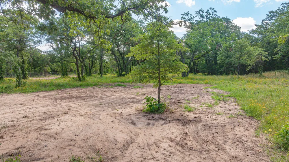 19715 S Highway 281 Santo, TX 76472