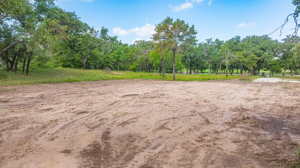 19715 S Highway 281 Santo, TX 76472
