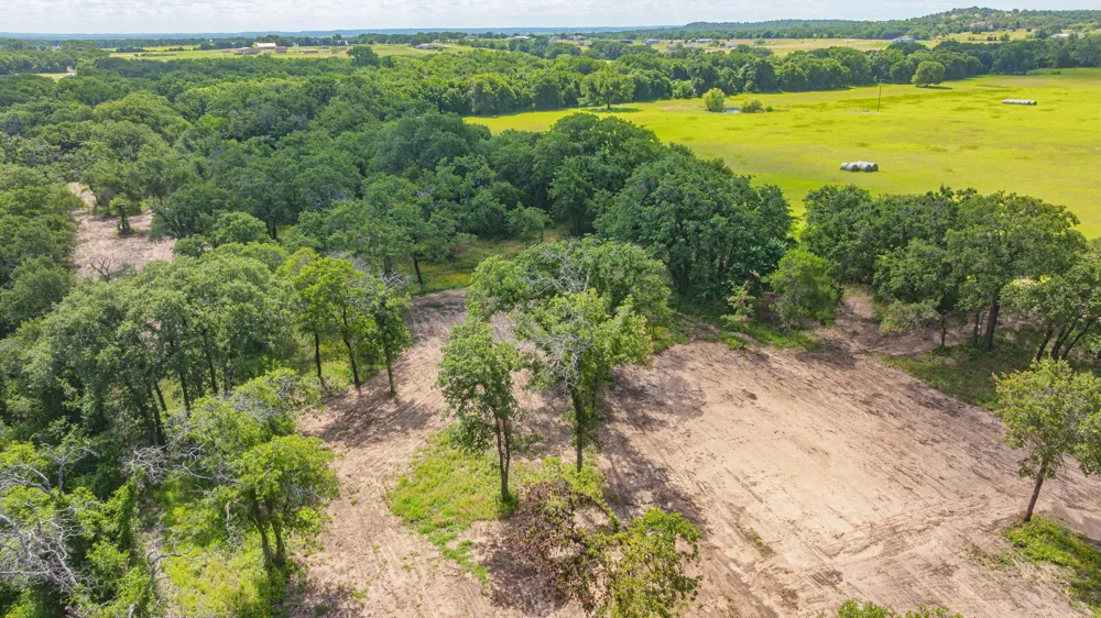 19715 S Highway 281 Santo, TX 76472