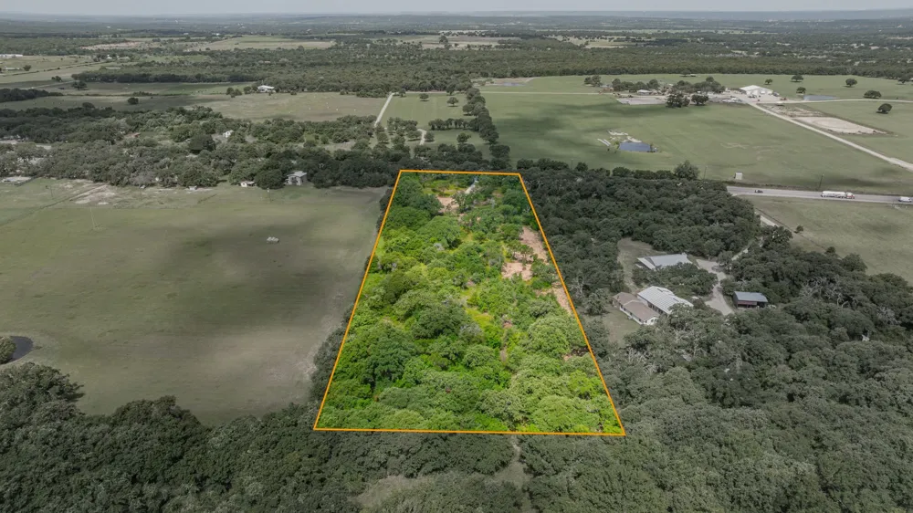 19715 S Highway 281 Santo, TX 76472