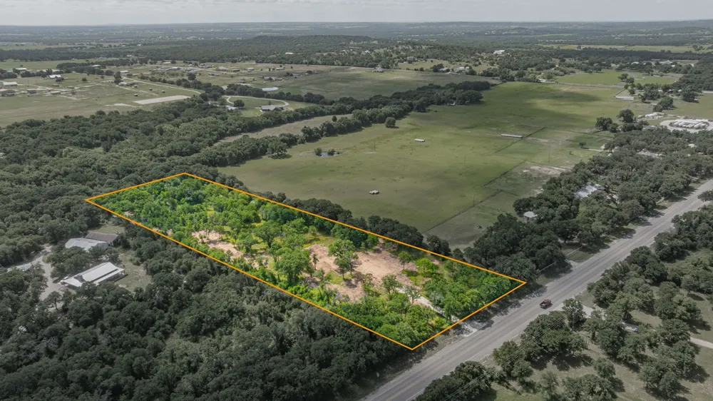 19715 S Highway 281 Santo, TX 76472