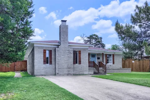 3230 Rock Bluff Drive