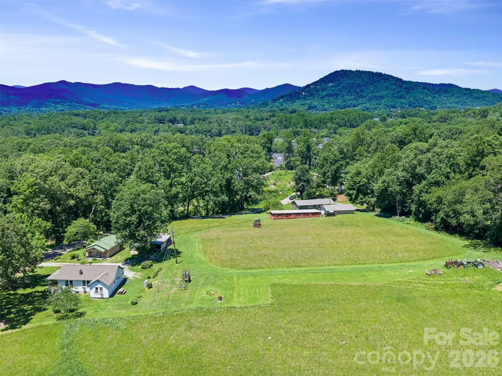 1115, 1125, 1127 Glenn Bridge Road SE Arden, NC 28704