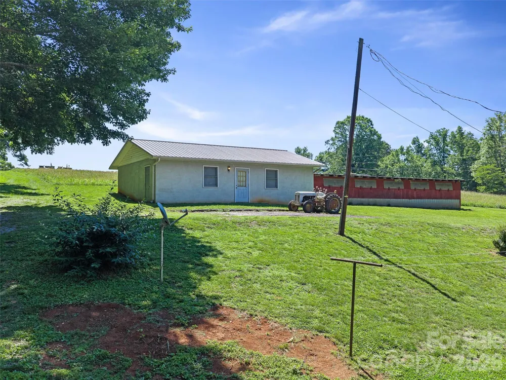 1115, 1125, 1127 Glenn Bridge Road SE Arden, NC 28704