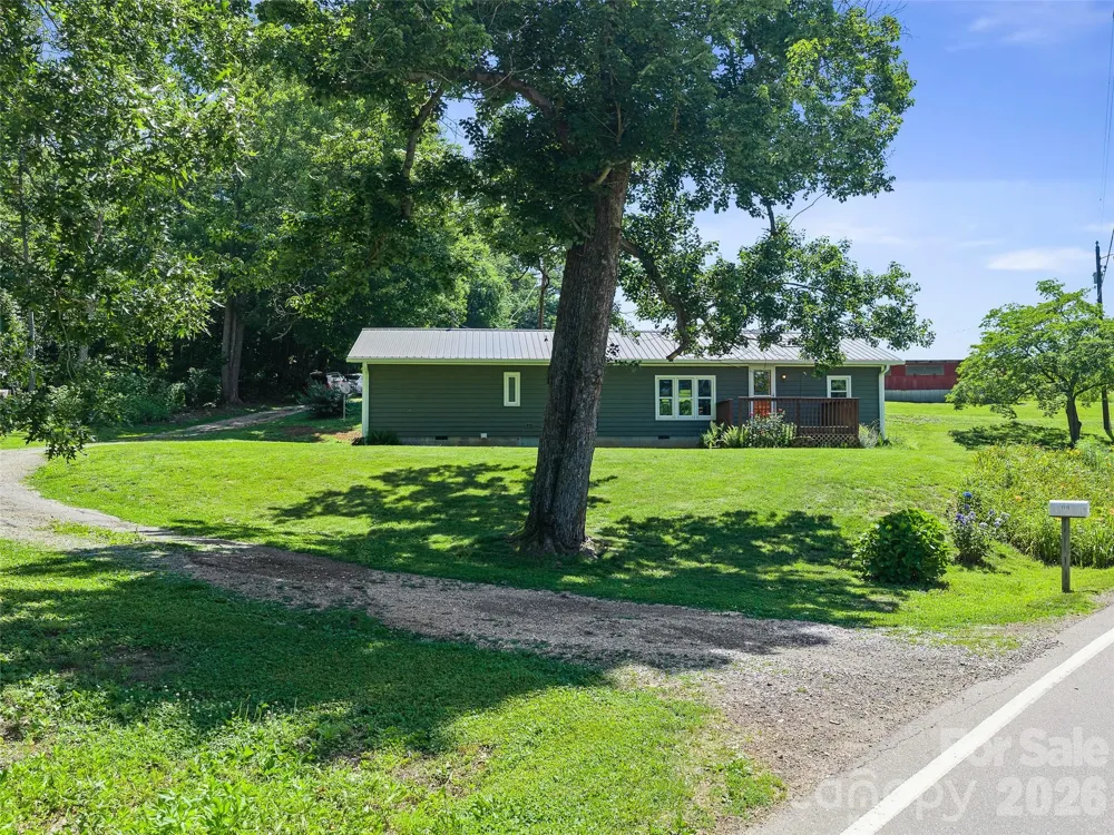 1115, 1125, 1127 Glenn Bridge Road SE Arden, NC 28704