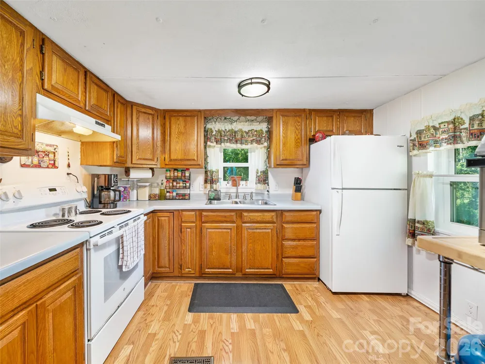 1115, 1125, 1127 Glenn Bridge Road SE Arden, NC 28704