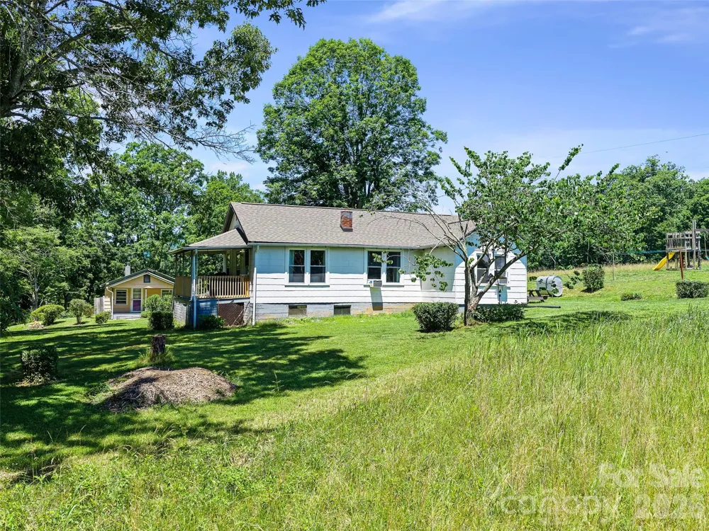 1115, 1125, 1127 Glenn Bridge Road SE Arden, NC 28704