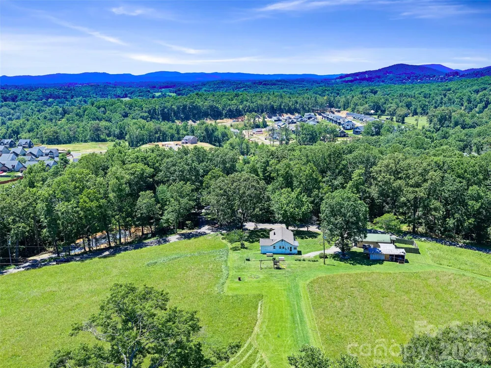 1115, 1125, 1127 Glenn Bridge Road SE Arden, NC 28704