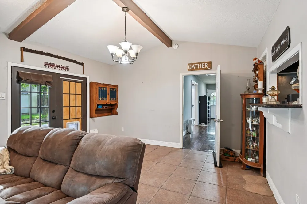 305 Cockrell Hill Road Ovilla, TX 75154