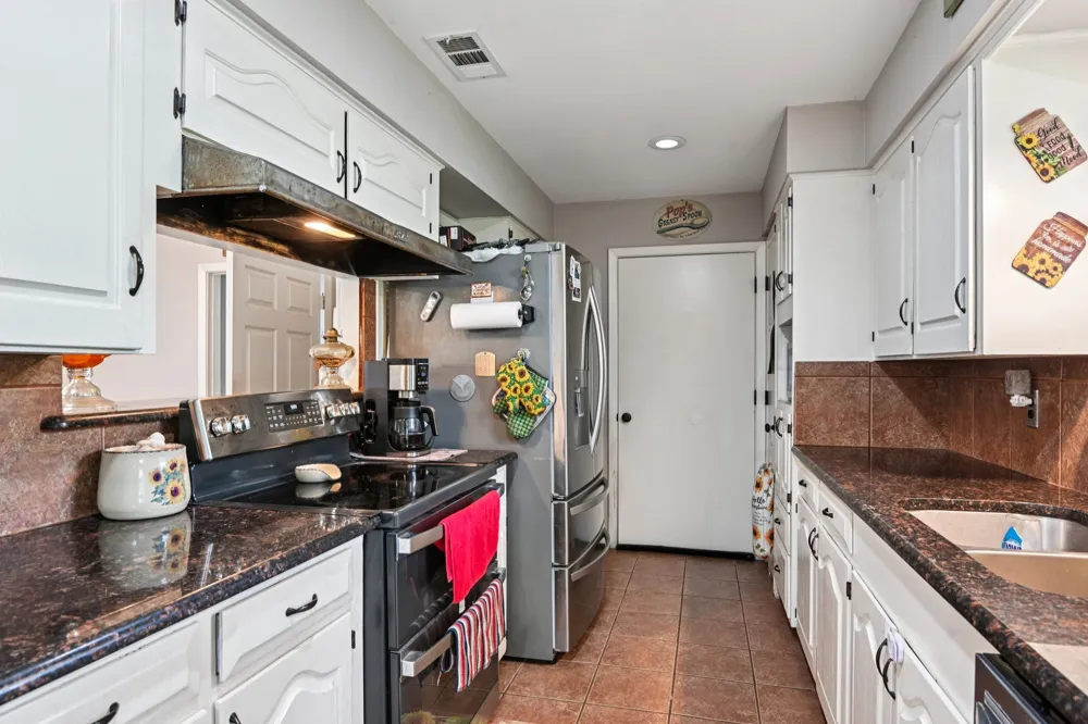 305 Cockrell Hill Road Ovilla, TX 75154