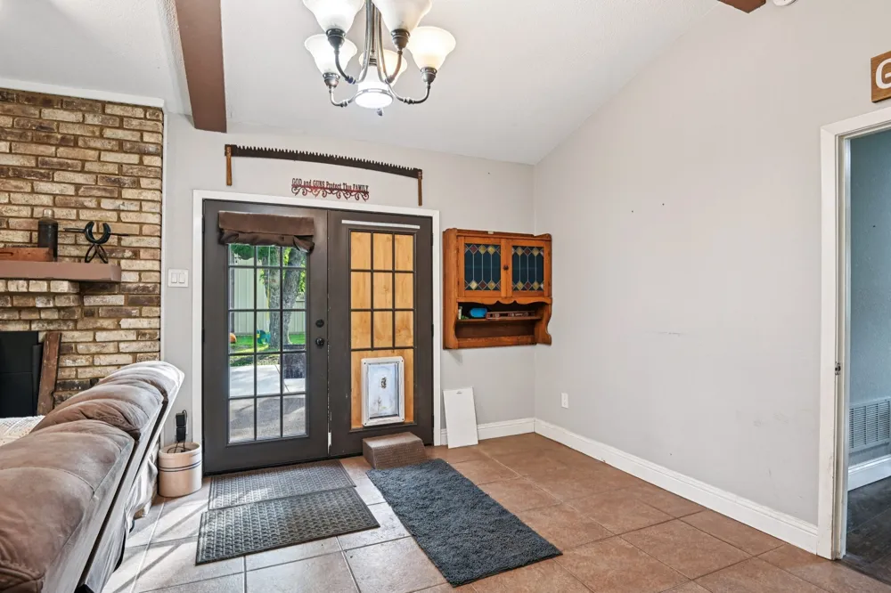 305 Cockrell Hill Road Ovilla, TX 75154
