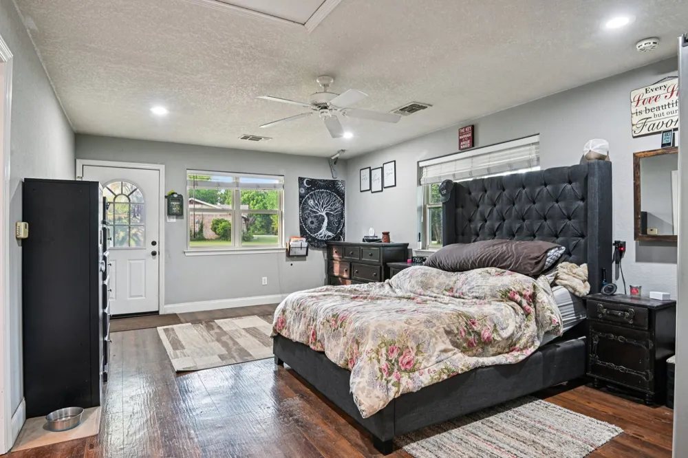 305 Cockrell Hill Road Ovilla, TX 75154