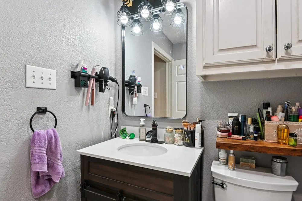 305 Cockrell Hill Road Ovilla, TX 75154