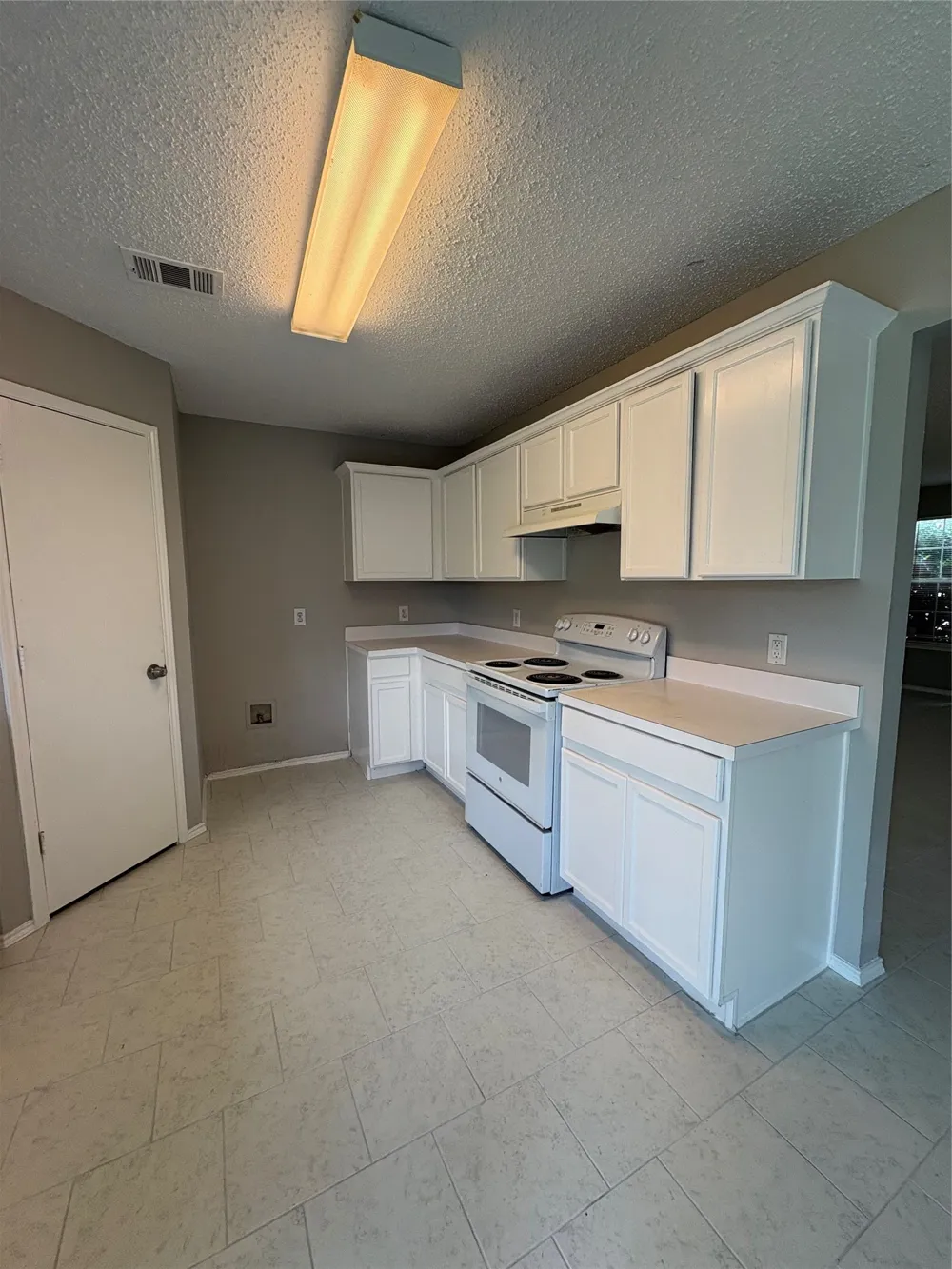 1817 Berkeley Drive Glenn Heights, TX 75154