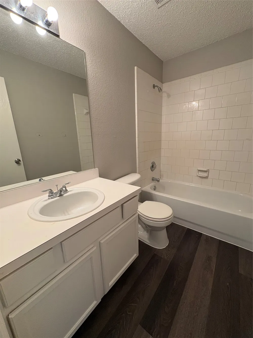 1817 Berkeley Drive Glenn Heights, TX 75154