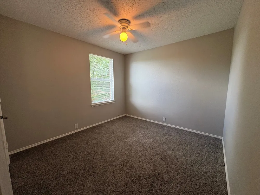 1817 Berkeley Drive Glenn Heights, TX 75154