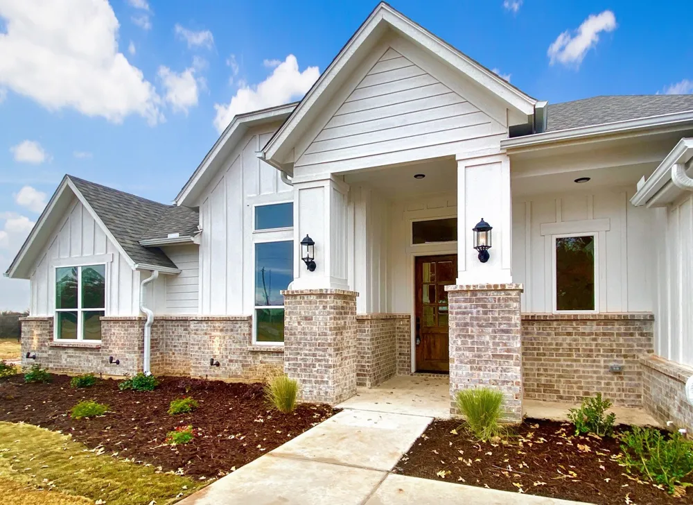 2284 Erwin Road Poolville, TX 76487