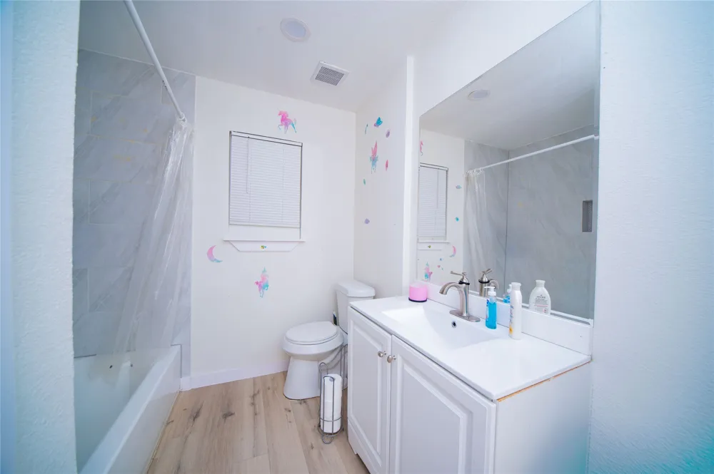107 W Purdom Avenue Alvarado, TX 76009