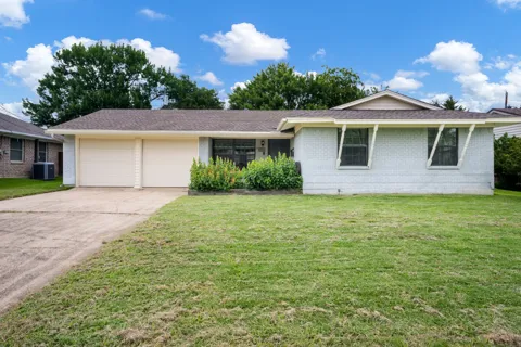 3005 Cameo Lane