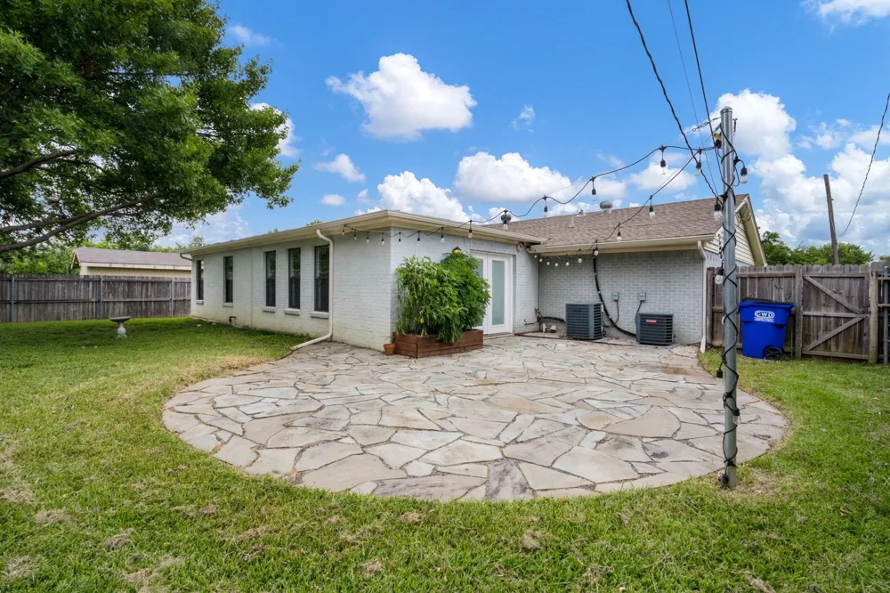 3005 Cameo Lane Farmers Branch, TX 75234