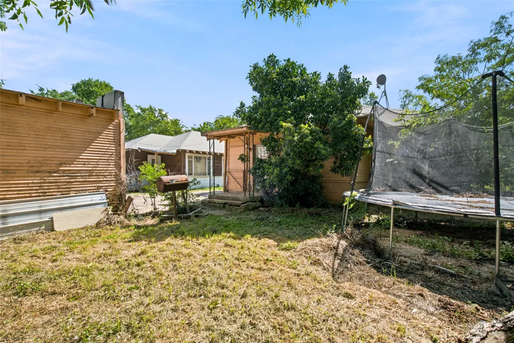 1307 S Seaman Street Eastland, TX 76448