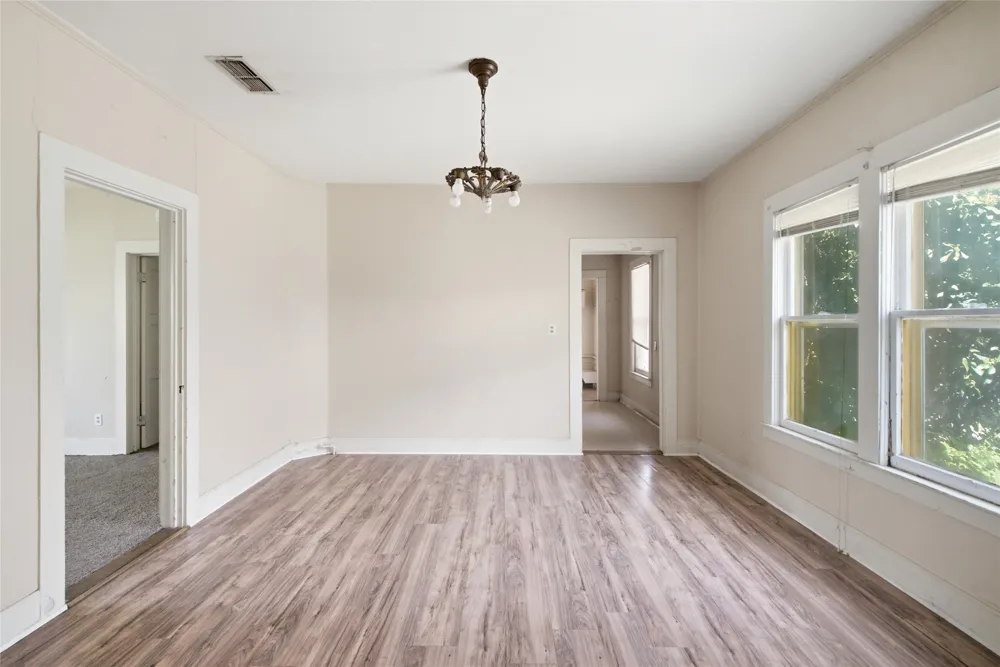 1307 S Seaman Street Eastland, TX 76448