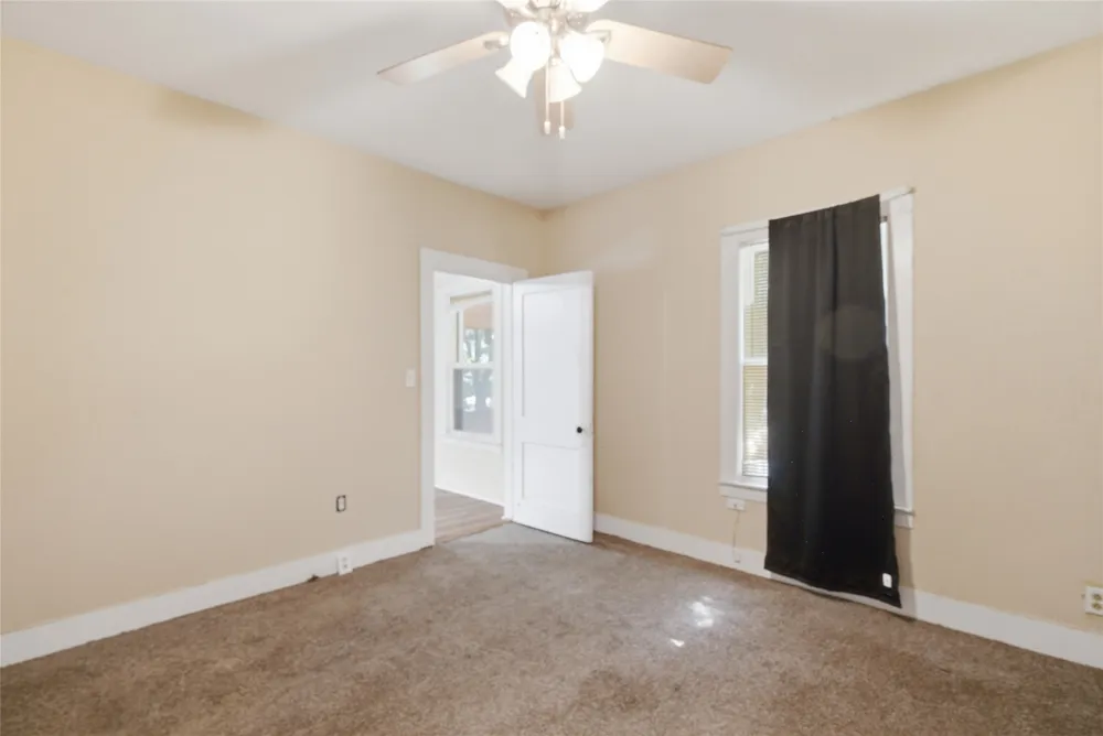 1307 S Seaman Street Eastland, TX 76448