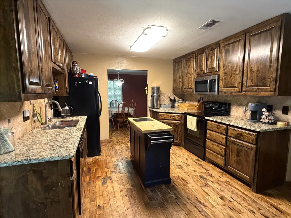 610 Cross Fence Drive Lowry Crossing, TX 75069