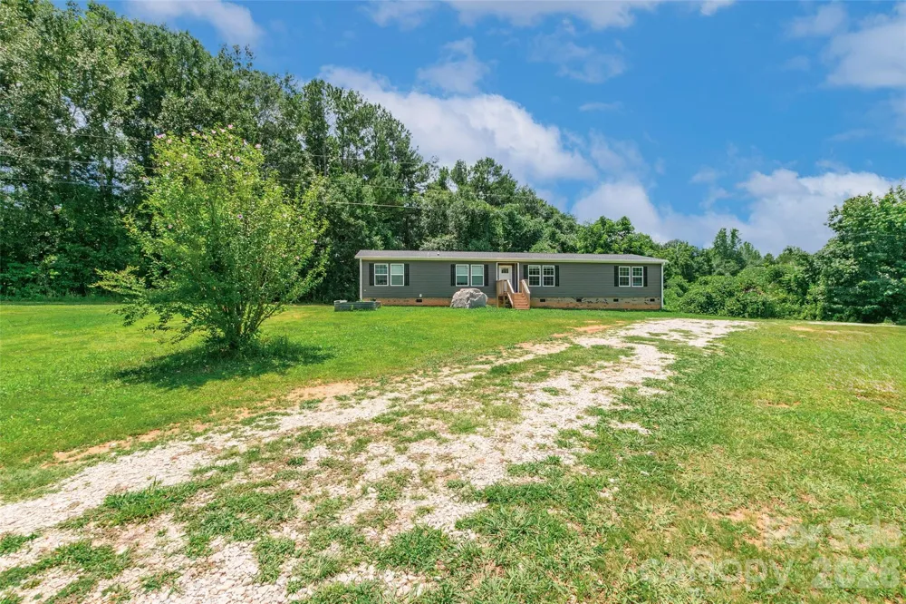 2541 Rocky Creek Road Chester, SC 29706