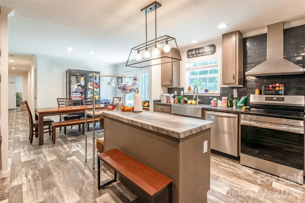 2541 Rocky Creek Road Chester, SC 29706