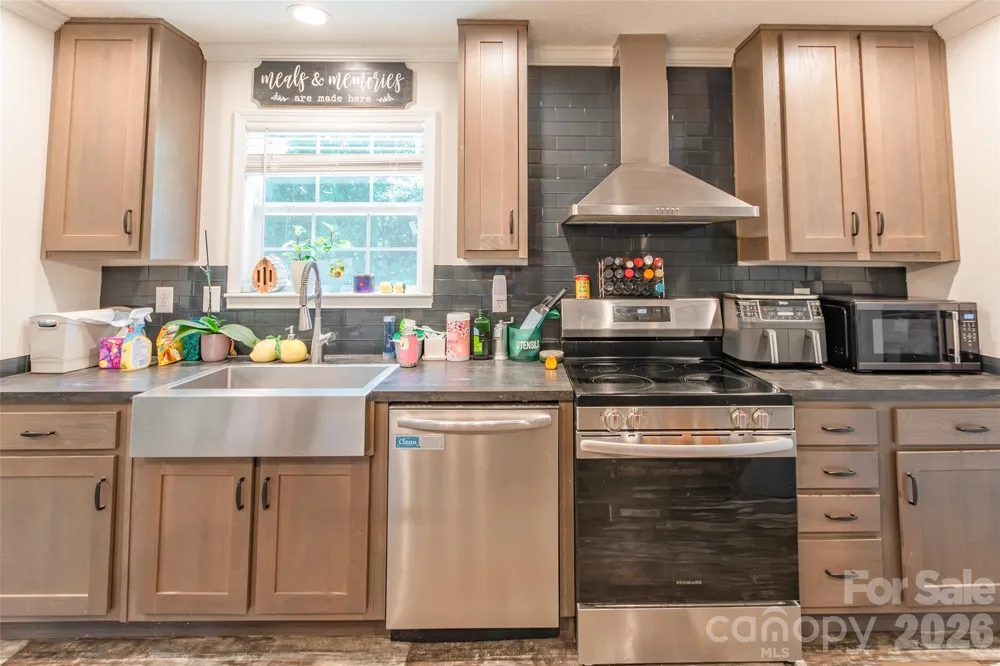 2541 Rocky Creek Road Chester, SC 29706