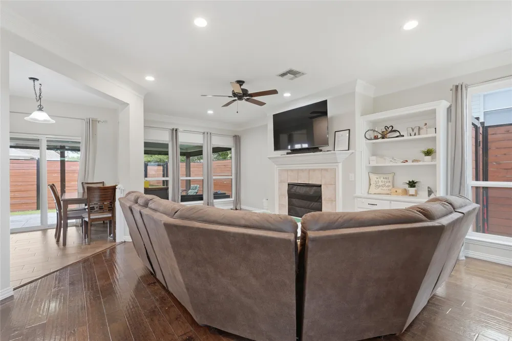 5904 Heron Cove Lane The Colony, TX 75056