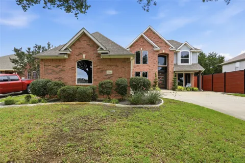 5904 Heron Cove Lane