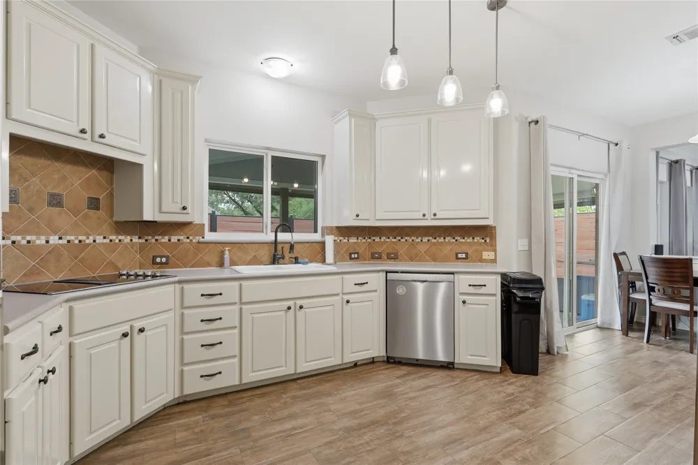 5904 Heron Cove Lane The Colony, TX 75056