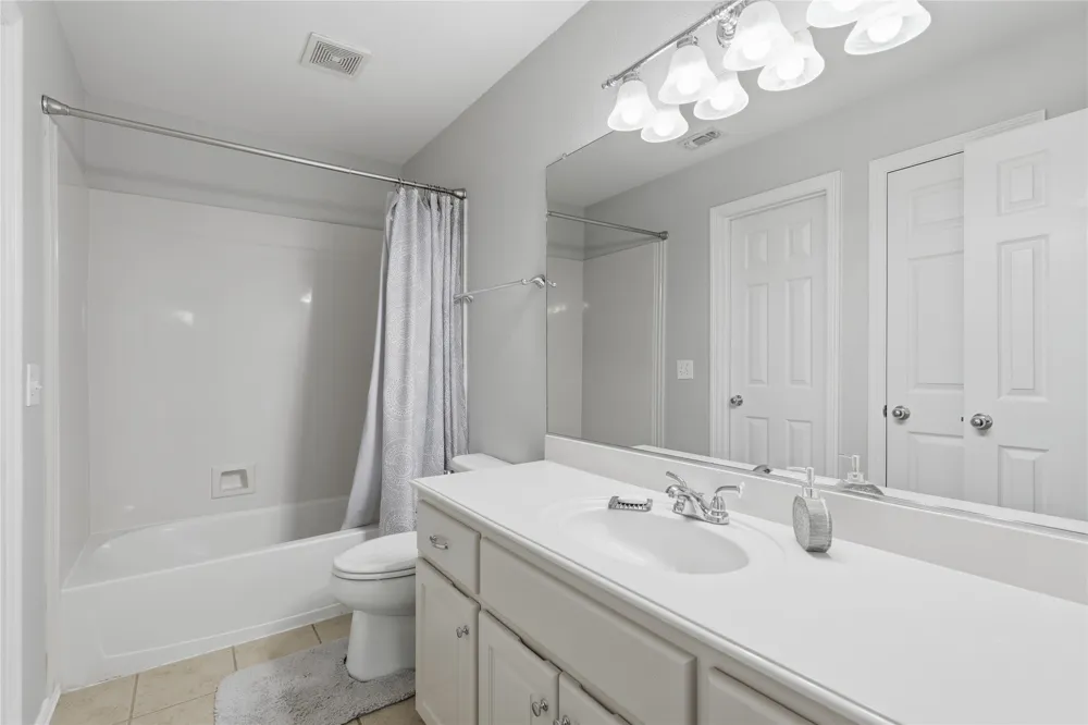 5904 Heron Cove Lane The Colony, TX 75056