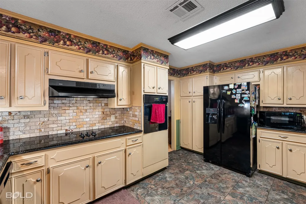 113 Rebel Rd Vivian, LA 71082