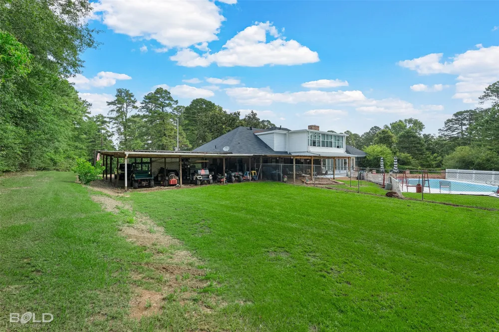 113 Rebel Rd Vivian, LA 71082