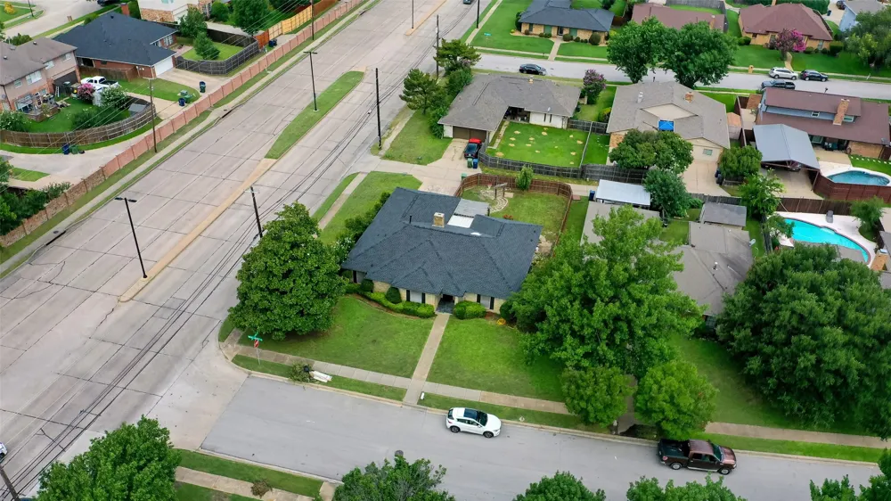 917 Meadowgate Drive Garland, TX 75040