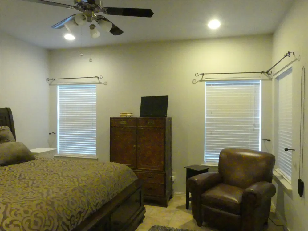 332 Emma Call Court Decatur, TX 76234