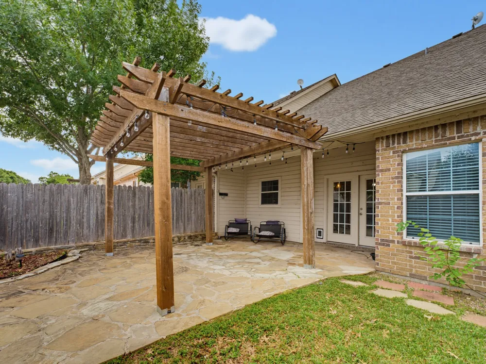 332 Emma Call Court Decatur, TX 76234