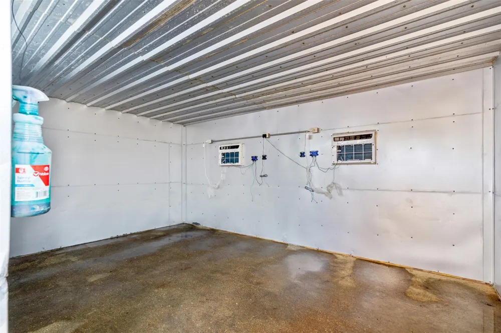 324 E Highway 6 Iredell, TX 76649